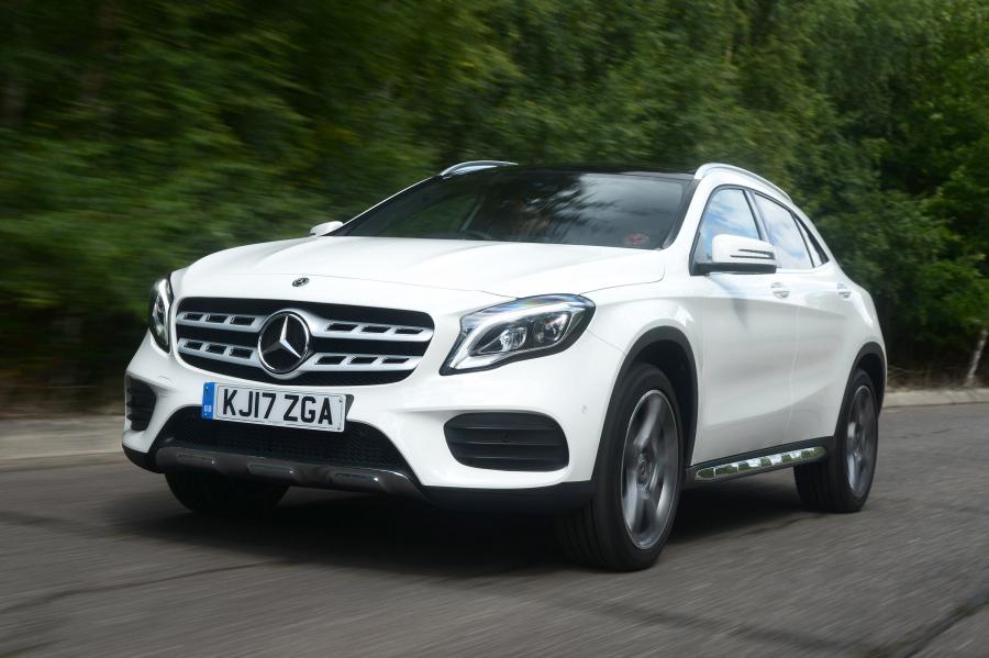 Mercedes-Benz GLA220 d 4Matic AMG Line (X156) (UK) '2017
